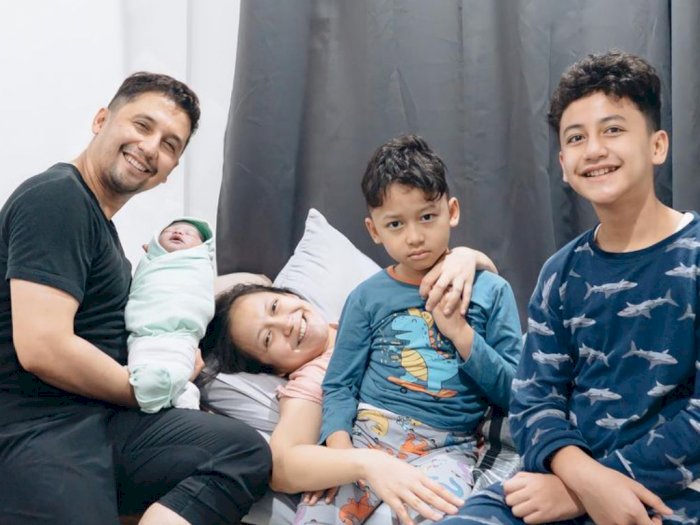 Selamat! Umar Syarief dan Corry Pamela Punya Anak Ketiga: Drama Persalinan Bikin Nangis