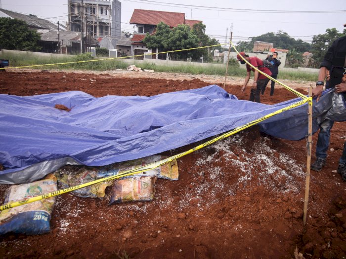 Polisi Akhirnya Periksa Pemilik Lahan Kuburan Beras Bansos Depok Hari Ini