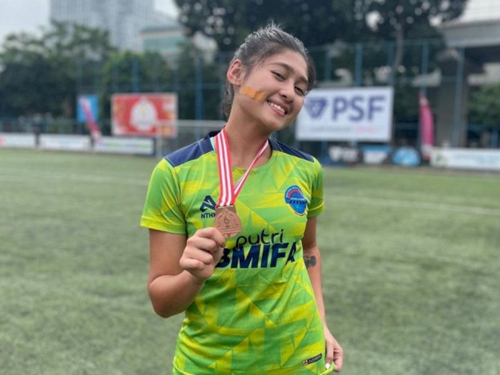 Pamer Skill Mainin Bola, Pesepakbola Putri Indonesia Ini Bikin Netizen Minder