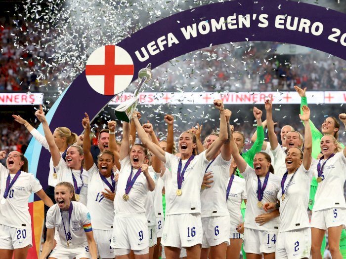 Juara EURO 2022, Timnas Wanita Inggris Minta Sepak Bola Jadi Pelajaran Olahraga di Sekolah