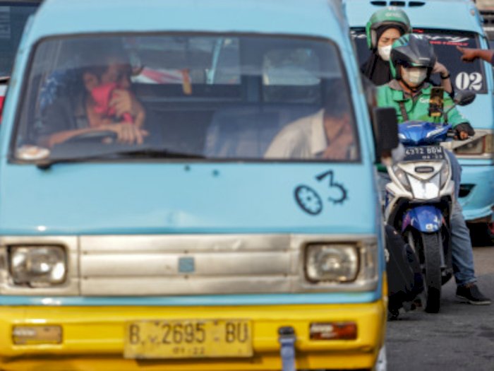 Tarif Ojol bakal Naik, DPRD DKI Duga untuk Dorong Warga Beralih ke Transportasi Umum