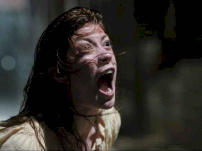 Review Film Horor 'The Exorcism of Emily Rose': Kisah Nyata Gadis Cantik Dirasuki 6 Iblis!