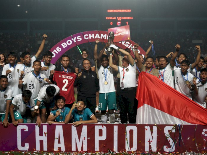 Dihujat Usai Angkat Trofi Piala AFF U-16, Menpora Amali: Bukan Keinginan Saya!