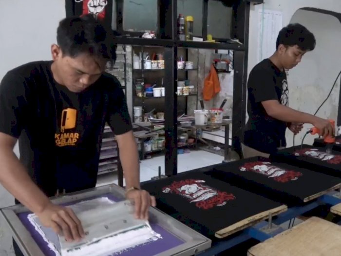 Desainnya Gak Pasaran, Anak Muda Ini Sukses Jualan Kaos Kemerdekaan Jelang 17-an