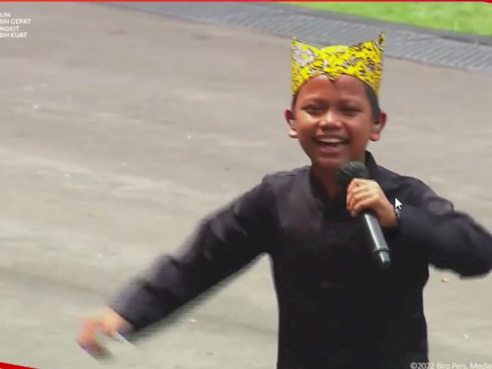 Bikin Pejabat Negara Goyang, Penyanyi 'Ojo Dibandingke'  Farel Prayoga Trending di Twitter