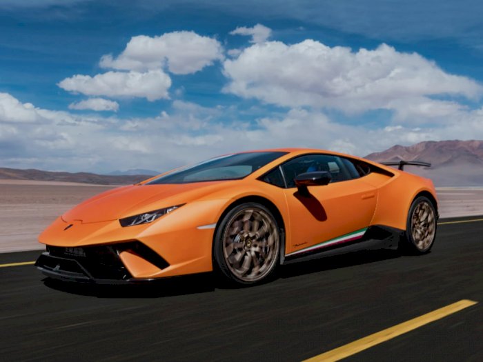 Lamborghini Siap Kembangkan Bahan Bakar Sintetis, Makin Kekinian!