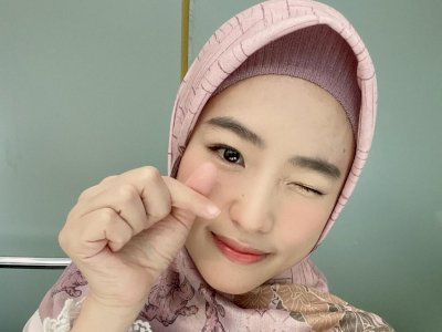 Imutnya Haruka Pakai Hijab Pink Beri Kedipan Manja: MasyaAllah Ukhti