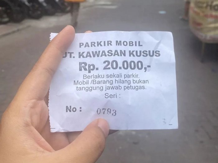 Viral Tarif Parkir Mobil di Malioboro Jogja Rp 20 Ribu, Netizen Malah Fokus dengan Ini