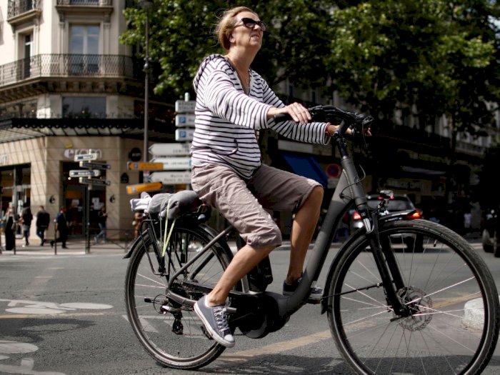 Keren! Pemerintah Prancis Punya Program Tukar Tambah Mobil dengan Sepeda Listrik