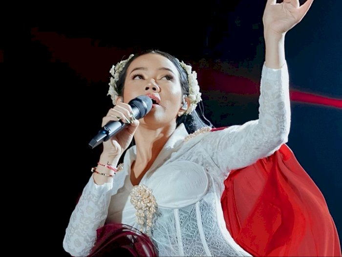 Yura Yunita Akui Senang Lagu Sunda ‘Bandung’ Bisa Dinyanyikan Fans dari Berbagai Daerah