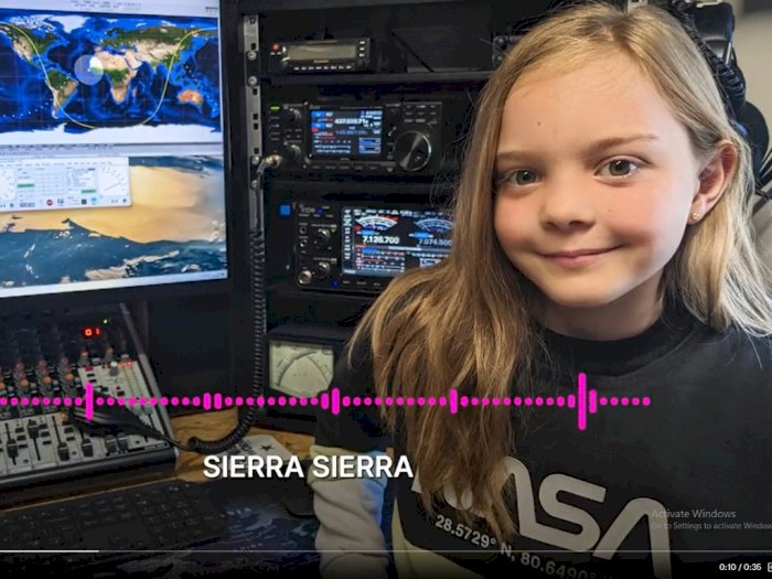 Salut! Bocah 8 Tahun Ngobrol dengan Astronot di Luar Angkasa Gunakan Radio Milik Ayahnya