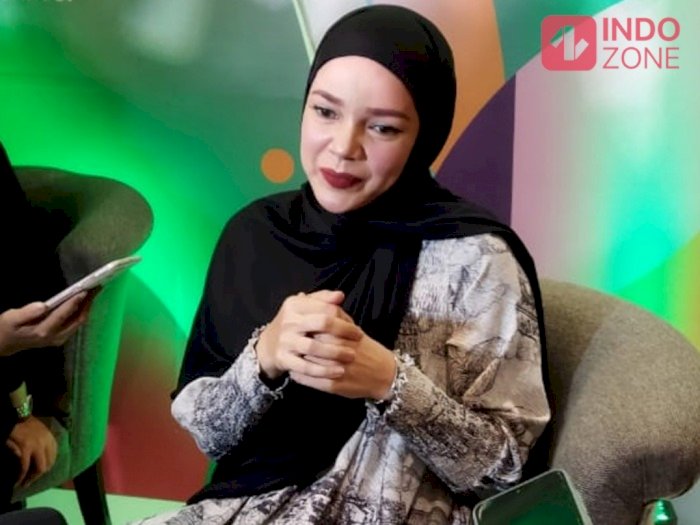 11 Tahun Nikah, Dewi Sandra Pasrah Belum Dapat Anak: Allah Tau Aku Belum Bisa Jaga Anak