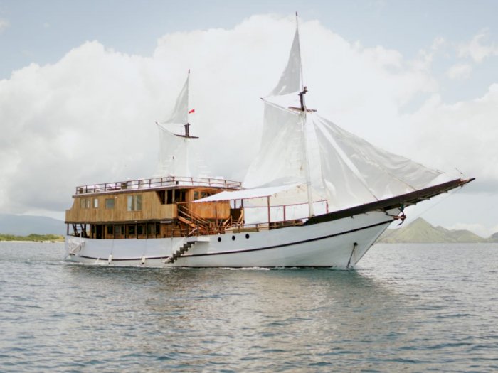 Menjelajah Laut di Nusa Tenggara dengan Kapal Pesiar Mewah, Berasa Jadi Sultan Yah!