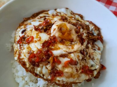 Resep Nasi Telur Ceplok Spesial ala Chef Devina Hermawan: Wangi, Enak, Cocok Buat Sarapan!