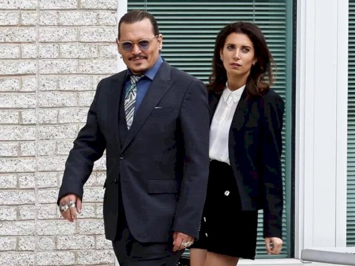 Johnny Depp Diduga Pacaran dengan Joelle Rich, Pengacara yang Membelanya di Persidangan