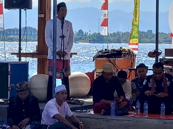 Warga Gili Lombok Utara Ramai-ramai Mandi Bareng, Ritual 'Aneh' Bisa Tangkis Petaka