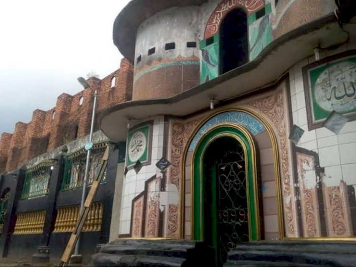 Wisata Religi di Masjid Pintu Seribu, Salah Satu Lorongnya Jadi Pengingat Kematian