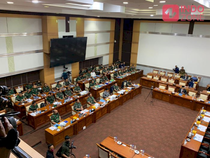 Panglima TNI dan Kepala Staf Akhirnya Rapat Bareng di DPR, Ini yang Akan Dibahas