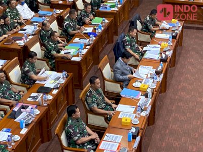 Menhan Prabowo, Panglima TNI, hingga KSAD Dudung Hadiri Rapat Bersama Komisi I DPR