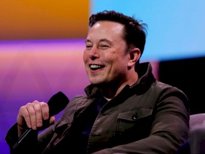 Elon Musk Diminta Punya 30 Anak oleh Ayahnya Sendiri, Gak Kebanyakan Tuh?