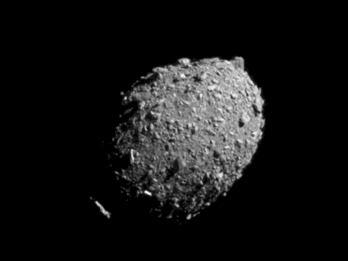 Google Rayakan Misi NASA Tabrakan Pesawat ke Asteroid, Situs Pencarian Jadi Miring Kapten!