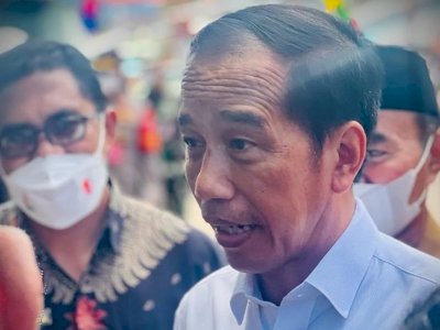 Politisi PDIP Ingatkan Jokowi Gak Tergiur Jadi Wapres