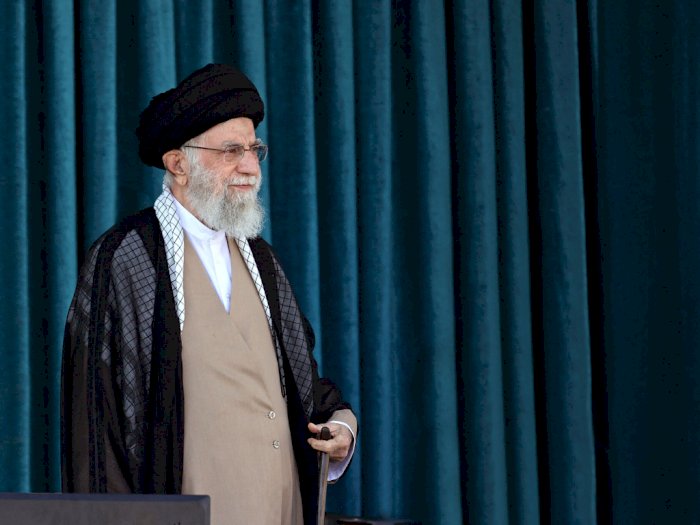 Pemimpin tertinggi Iran Beri Dukungan untuk Pasukan Keamanan Unjuk Rasa Mahsa Amini