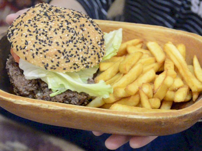Cerita WNI Mencoba Burger Unta Pertama di Dubai, Harga dan Cita Rasanya Bikin Syok!