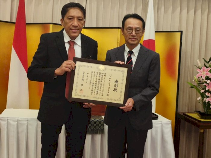 Punya Jasa Besar, Prof Bambang Wibawa Guru Besar UI Terima Penghargaan Kemenlu Jepang