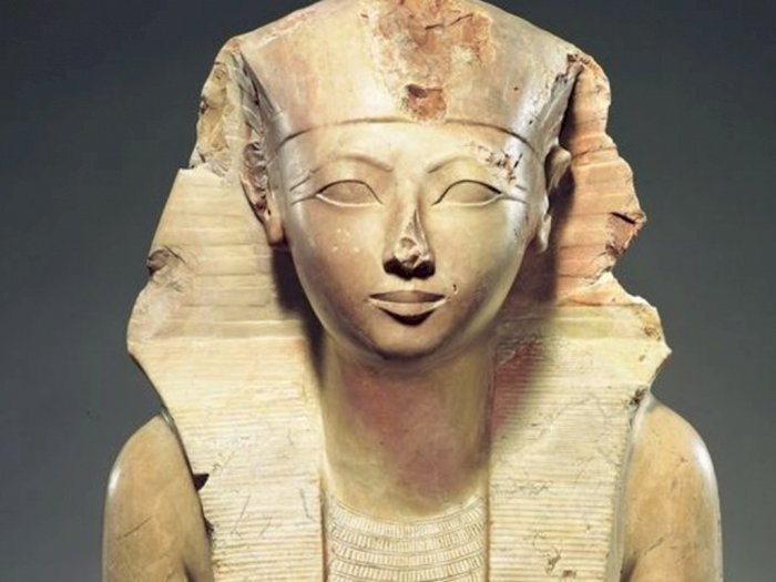 Dalam Mitologi Mesir Kuno, Ada Nama Ratu yang Dihapus dari Sejarah karena Kesuksesannya