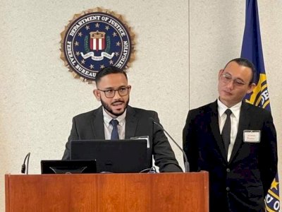 Dua Mahasiswa UNAIR Diundang ke Markas FBI, Bikin Takjub Usai Bongkar Pemalsuan Situs 