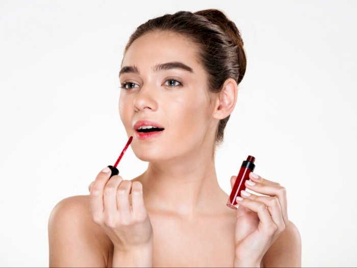 5 Rekomendasi Lip Tint Lokal Tahan Lama untuk Tampilan Wajah Lebih Fresh 