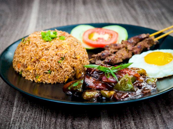 Sudah Jadi Makanan Populer di Mancanegara, Begini Sejarah Nasi Goreng di Indonesia