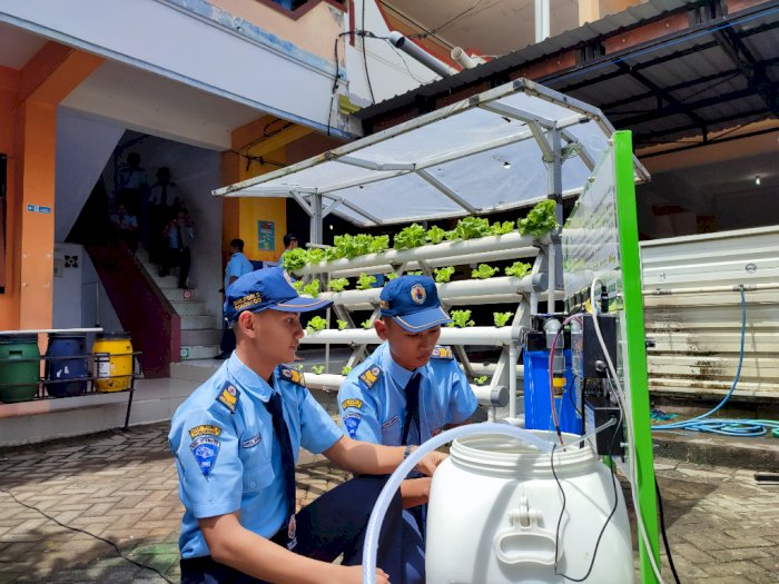 Keren, Siswa SMK di Ponorogo Mampu Bikin Alat Pemurni Limbah Air Hidroponik
