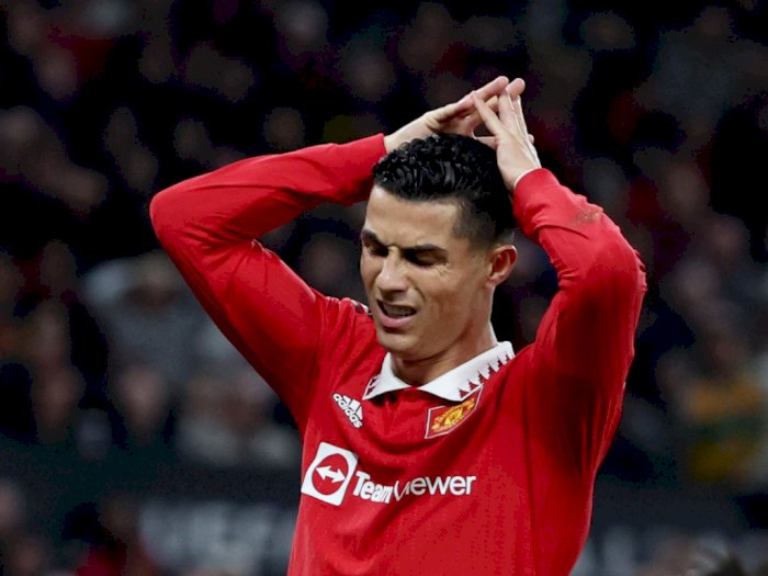 Perlakuan Ten Hag Gak Adil, Mending Lepas Aja Ronaldo di Januari