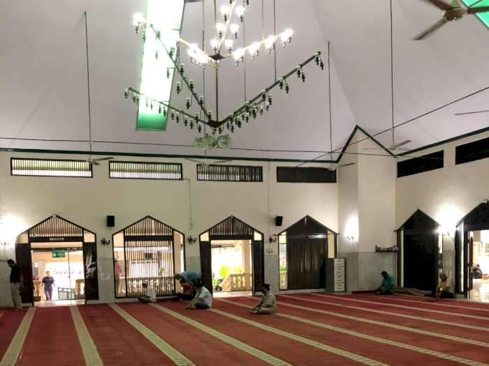 Gak Bakal Ada di Negara Lain, Ini Tiga Keunikan Masjid yang Ada di Indonesia! 