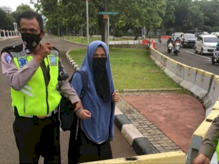Asal Usul Pistol Wanita Bercadar Penerobos Istana Negara, Curi Milik Mantan TNI