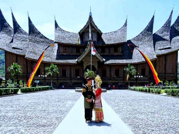 Jadi Ikon Sumatera Barat, Ini Sejarah Istana Pagaruyung yang Belum Banyak Diketahui Orang!