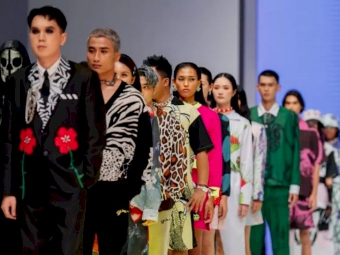 Keren! Tara Budiman Padukan Boxer dan Knitwear di JFW 2023, Terinspirasi Hutan Indonesia