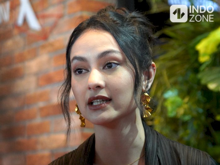 Totalitas untuk Peran, Clara Bernadeth Rela Gelapkan Kulit & Latihan Tari di Film Terbaru