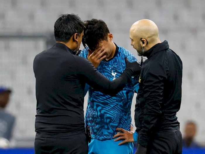 Benturan dengan Pemain Marseille, Son Heung-min Cedera Kepala 