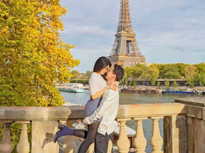 Potret Mesra Kevin Sanjaya dan Valencia Tanoesoedibjo di Paris, Prewedding?