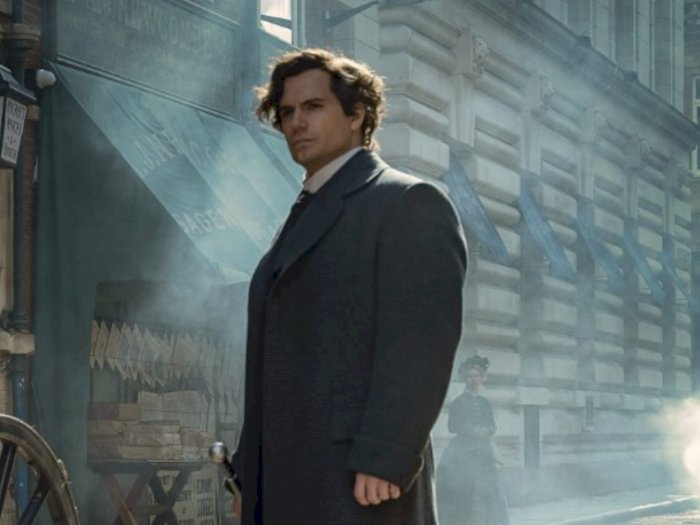 Enggak Tutup Kemungkinan Ada Spin-Off Sherlock Usai 'Enola Holmes 2', Kata Henry Cavill