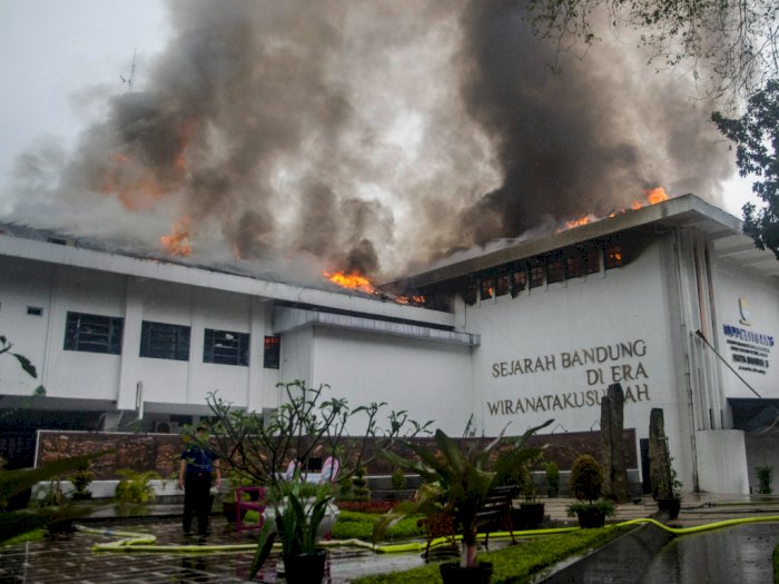 Ikut Mendesain, Ridwan Kamil Prihatin Gedung Bappelitbang di Balai Kota Bandung Terbakar