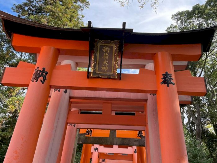 Fushimi Inari, Wisata Bersejarah di Jepang yang Menarik Perhatian Para Pecinta Alam