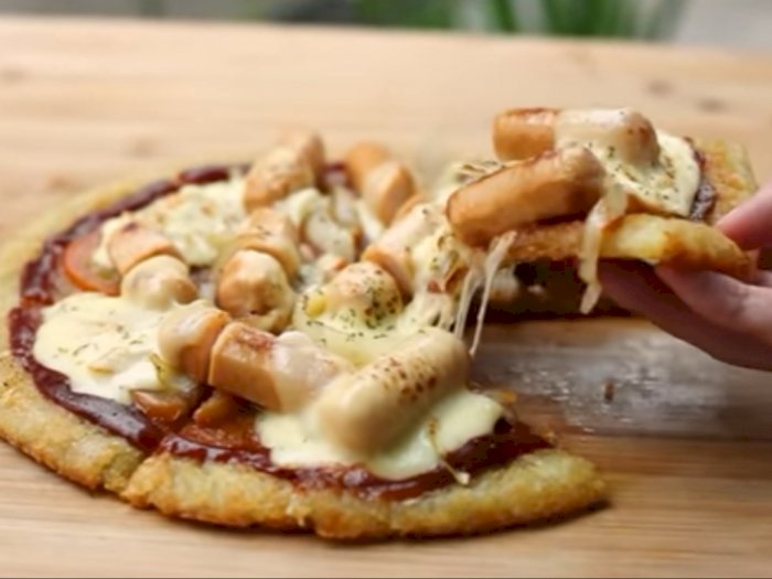 Resep Pizza Kentang Sosis ala Chef Devina: Camilan Enak untuk Teman Santai Akhir Pekan