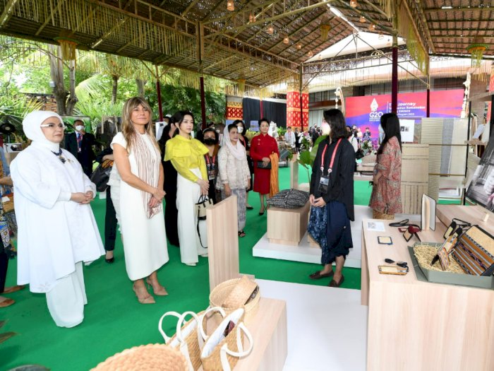 Adu Outfit 5 Ibu Negara di KTT G20 di Bali, Mana yang Paling Kece?