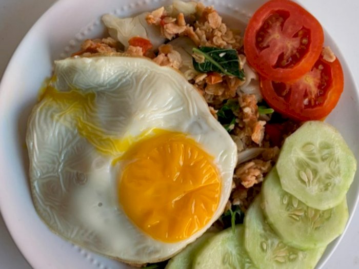 Resep Nasi Goreng Oatmeal, Enak dan Sehat Bisa Jadi Menu Diet Kamu Loh