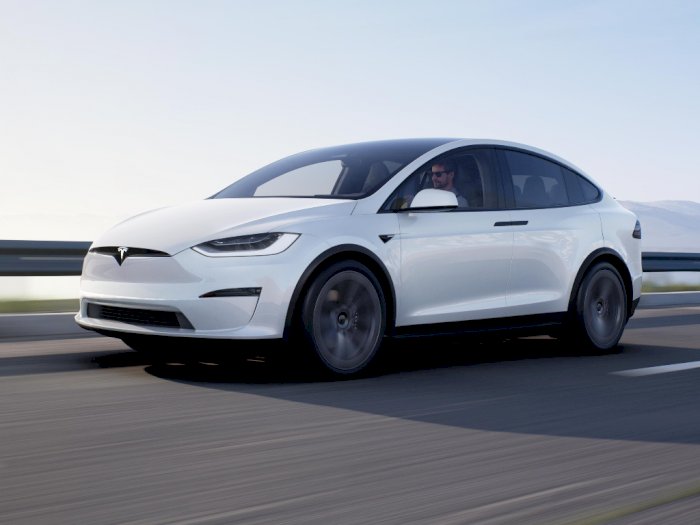 Tesla Tarik 30.000 Unit SUV Model X, Kenapa Tuh?