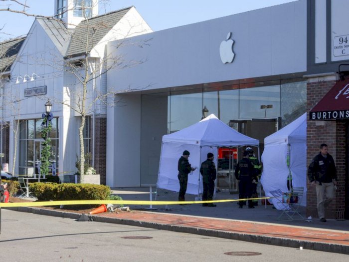 Apple Store Diseruduk Mobil SUV: 1 Orang Tewas, 16 Lainnya Luka-luka